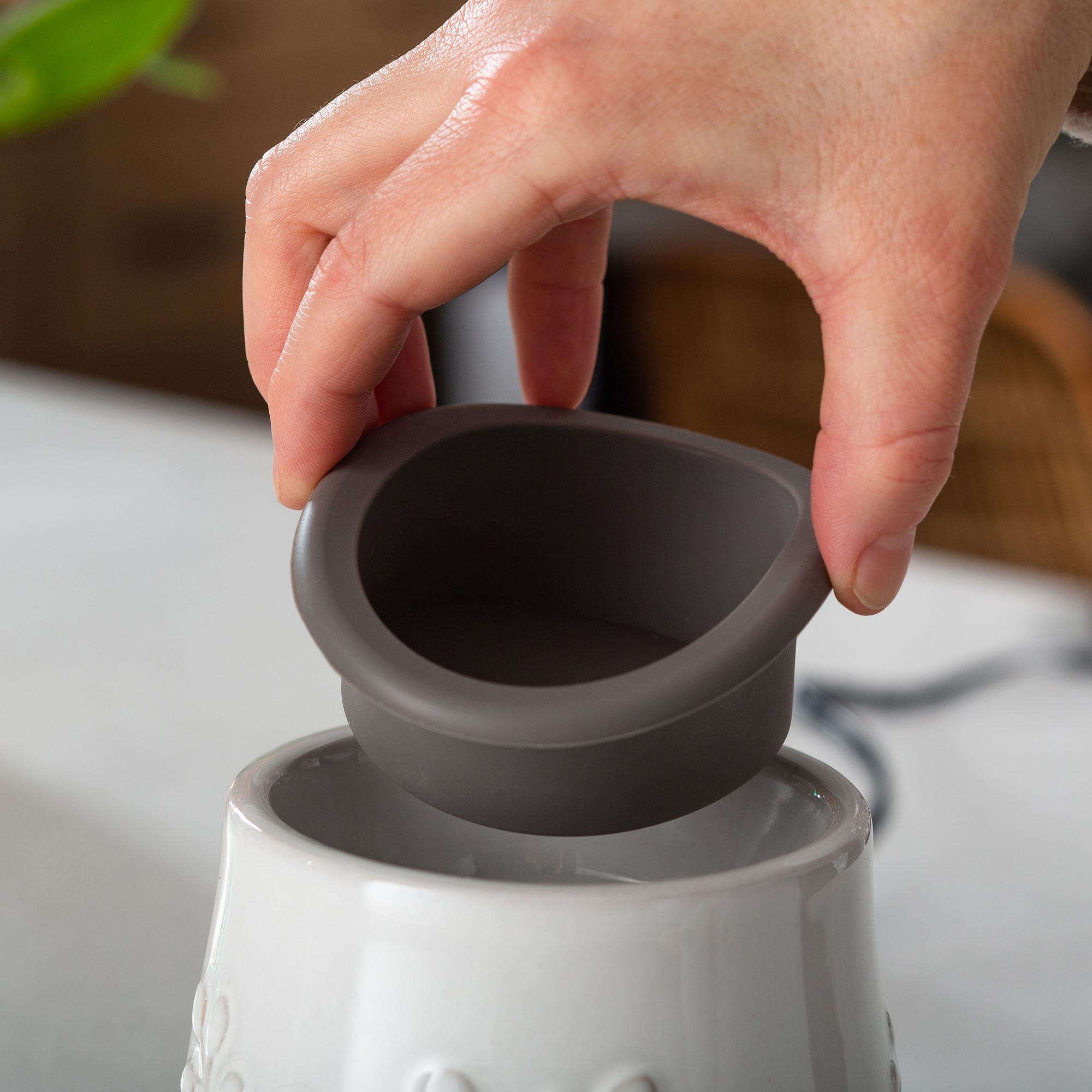 Wax WarmerWillow Flip Dish. 1803 Candles Best Scented Soy Candles!