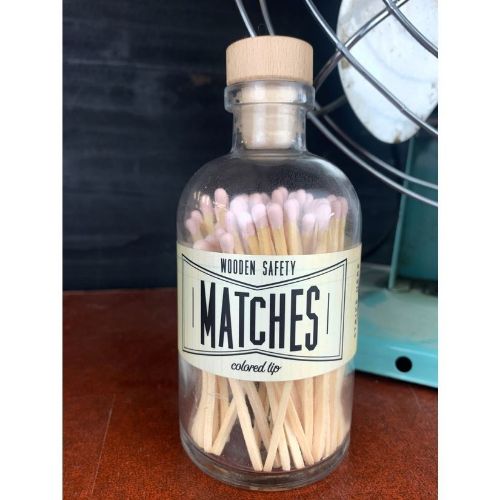 Market Matches, Light Pink