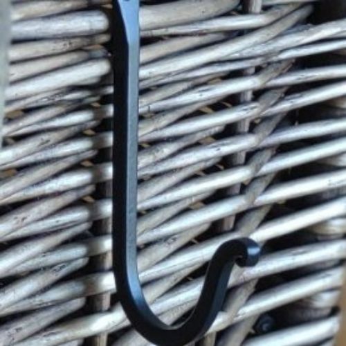 Metal-Medium Plant Hook